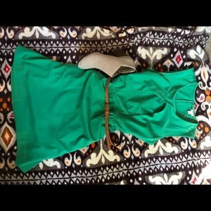 Medium • Casual Green Dress • SO cute •